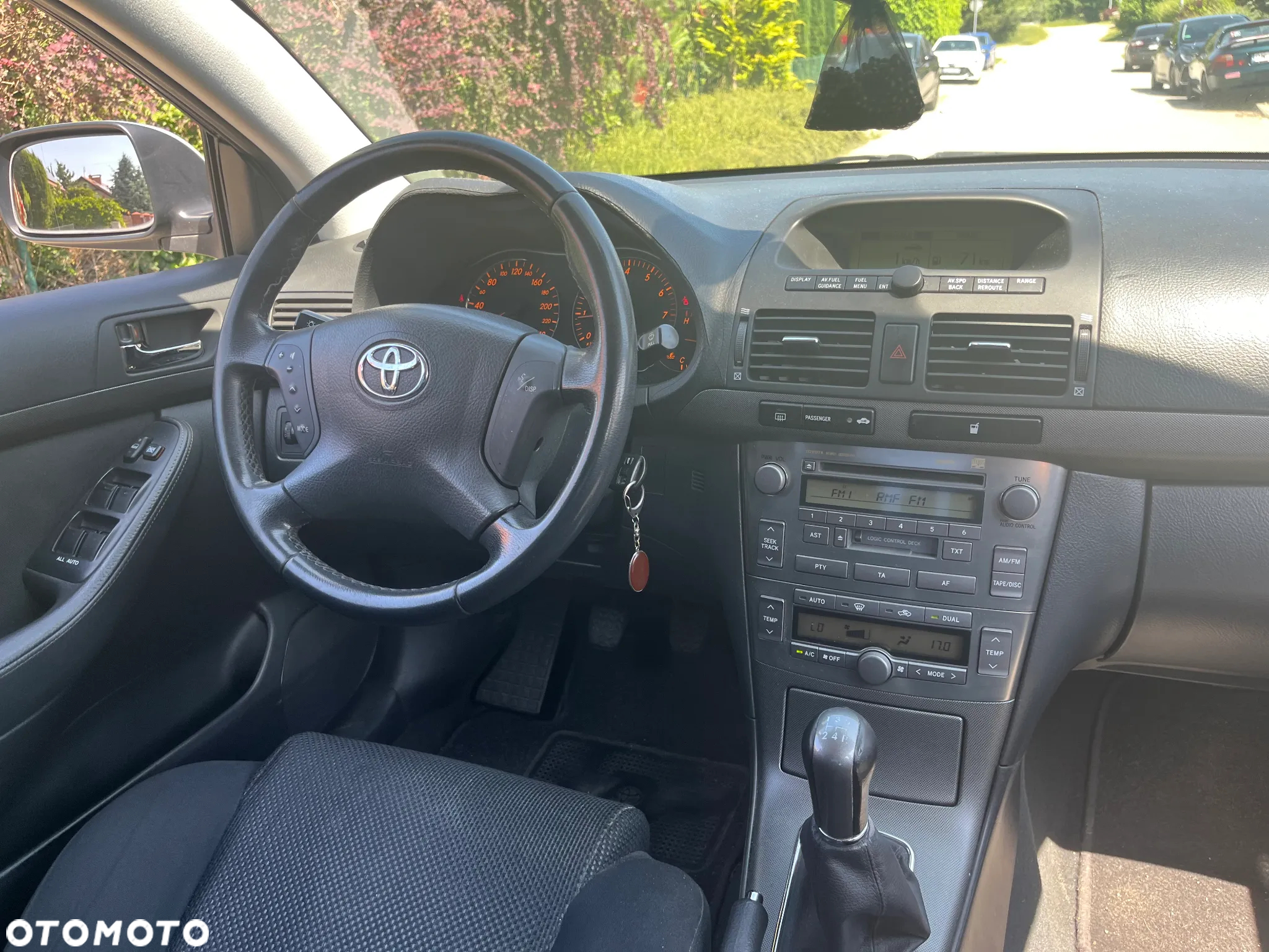 Toyota Avensis 1.8 VVT-i Sol - 5