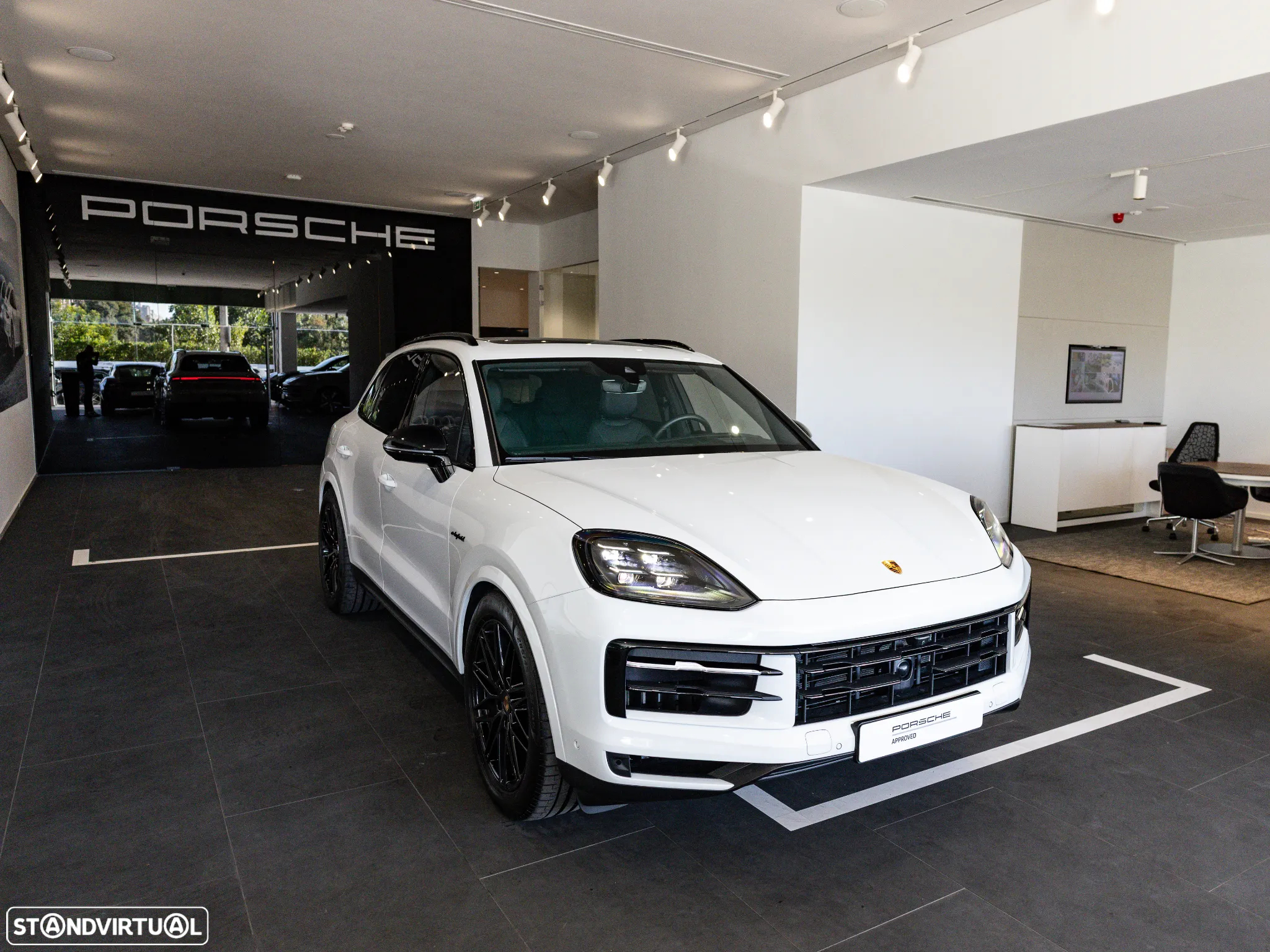 Porsche Cayenne E-Hybrid - 5