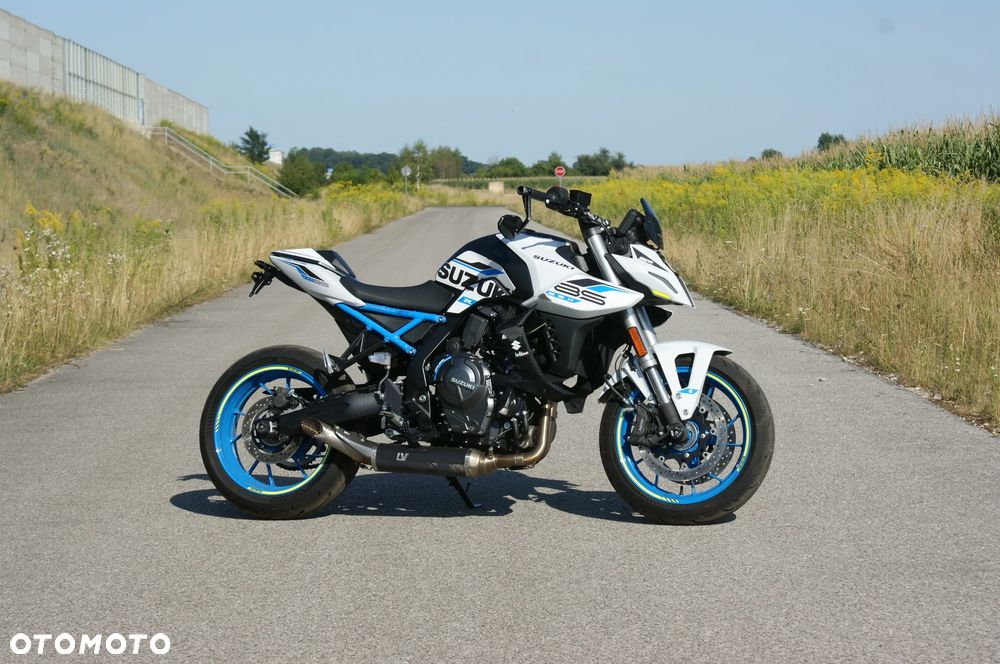 Suzuki GSX - 1