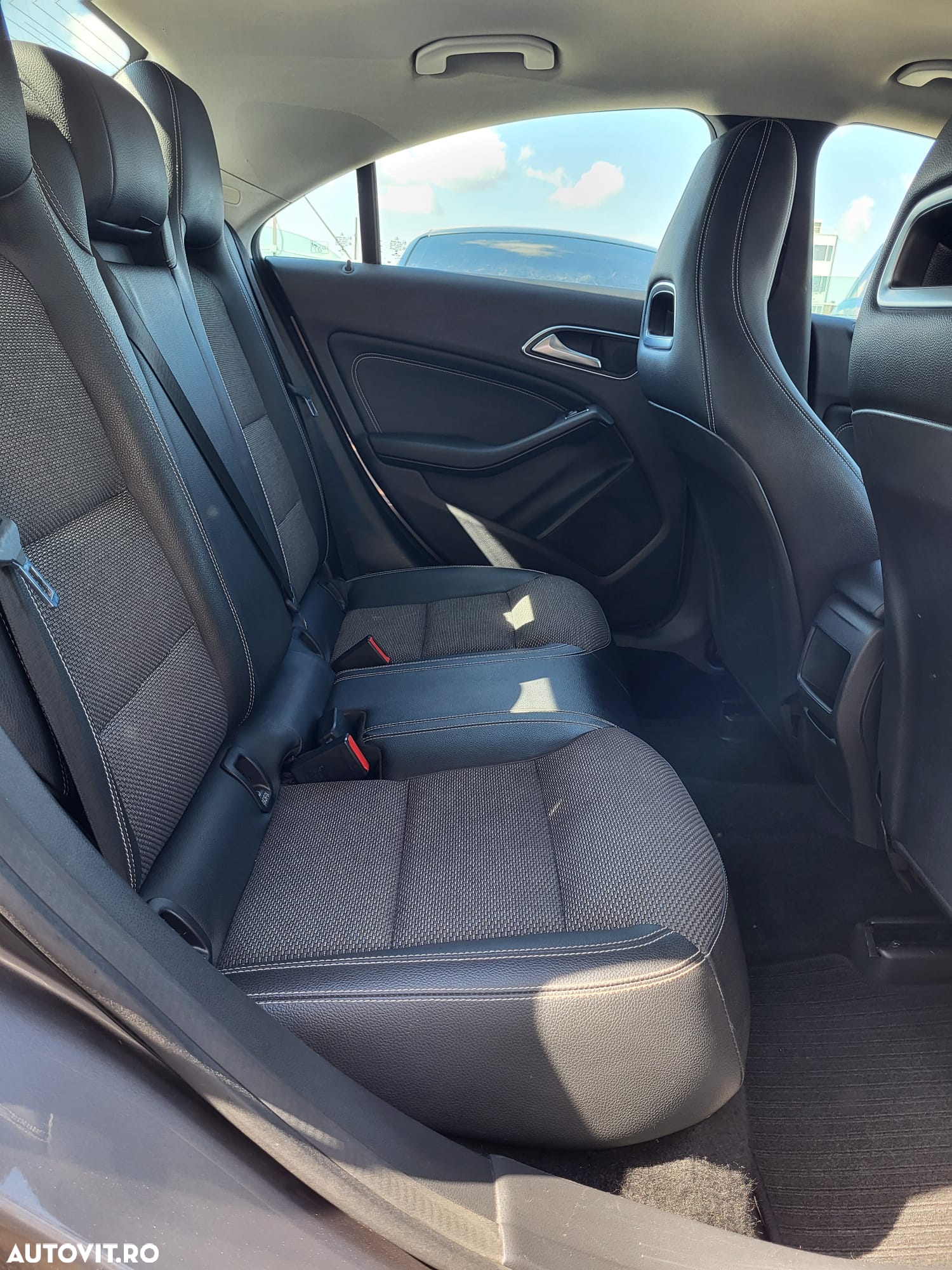 Mercedes-Benz CLA 180 (CDI) d 7G-DCT - 10
