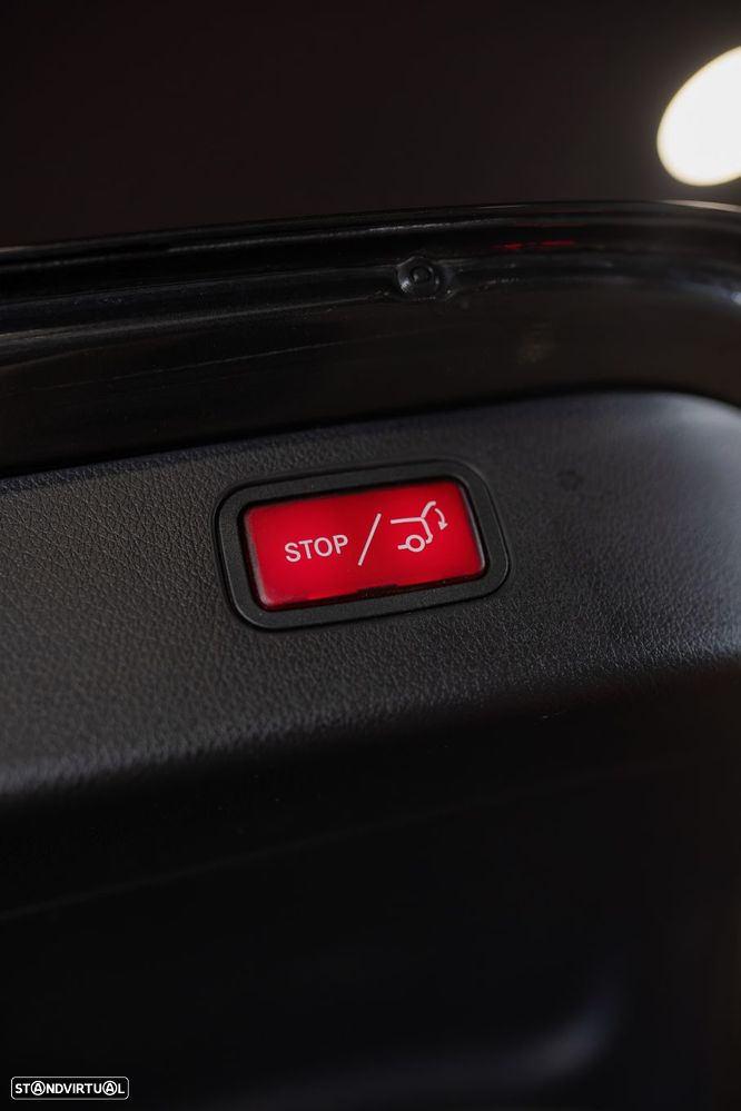 Mercedes-Benz C 300 e AMG Line - 27