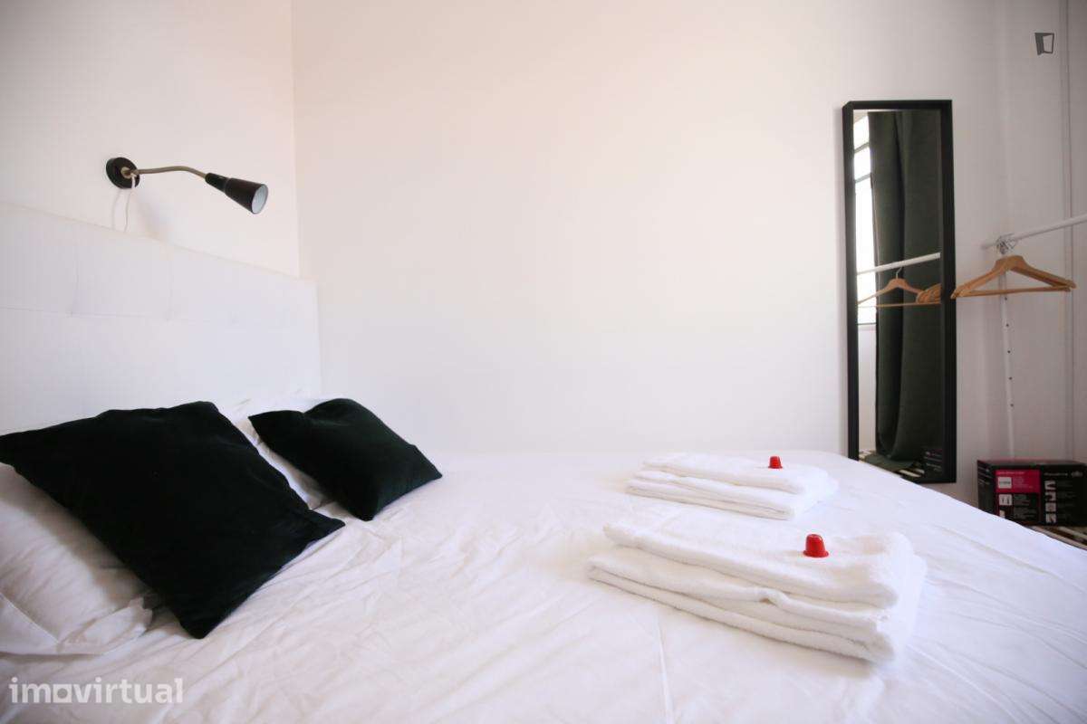 Quarto - localizado em São Bento Lisbon - Grande imagem: 2/36