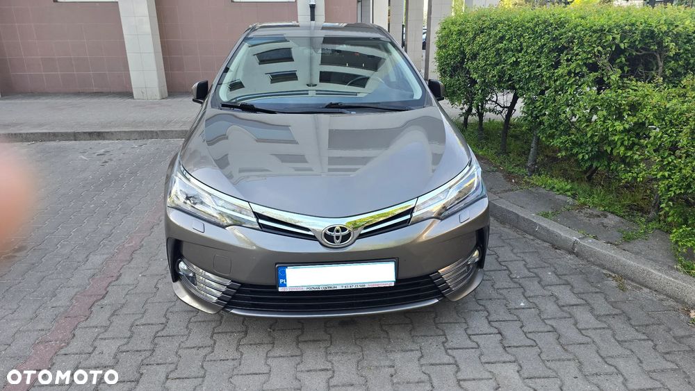 Toyota Corolla 1.6 Comfort - 1