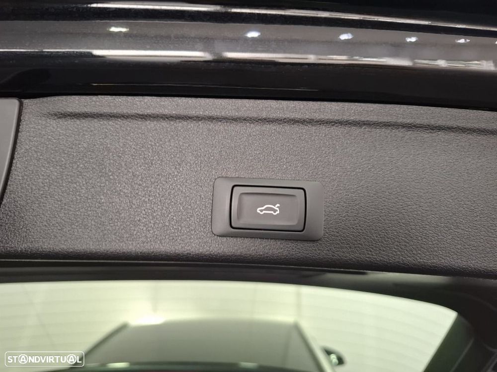 Audi A4 Avant 30 TDI S tronic - 22