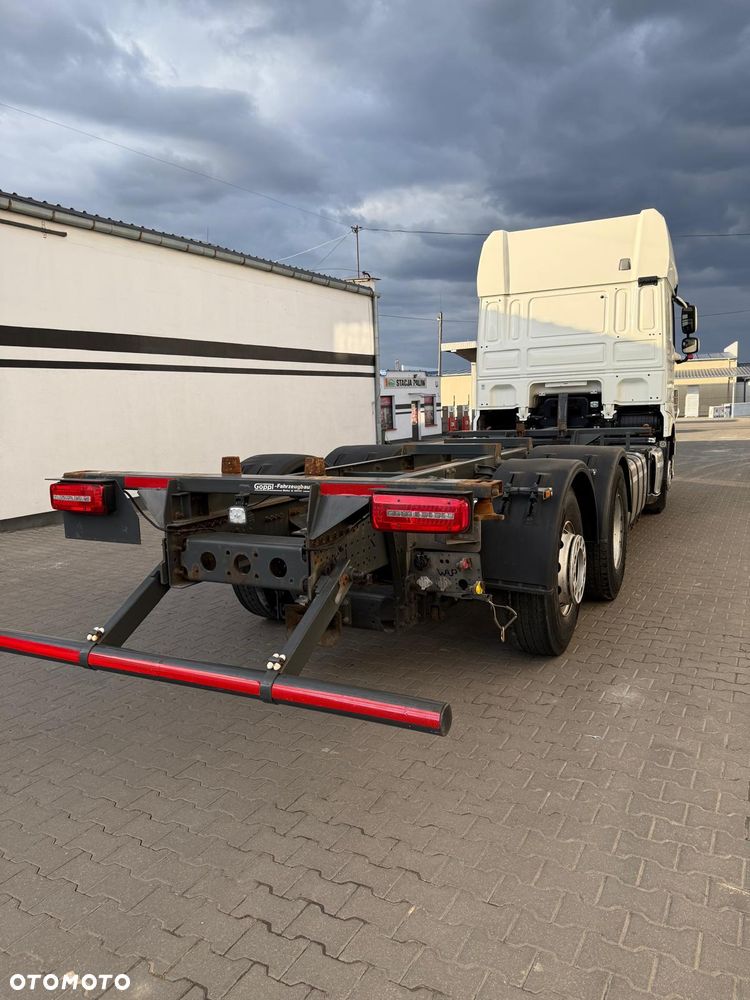 DAF 106 - 19