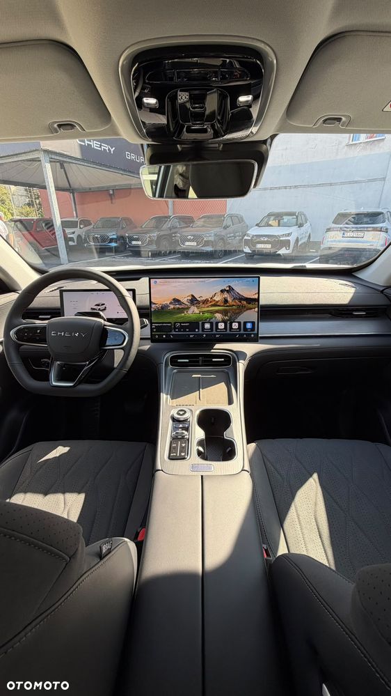 Chery Tiggo 8 1.5 T-GDI Super Hybrid Prestige DCT - 13