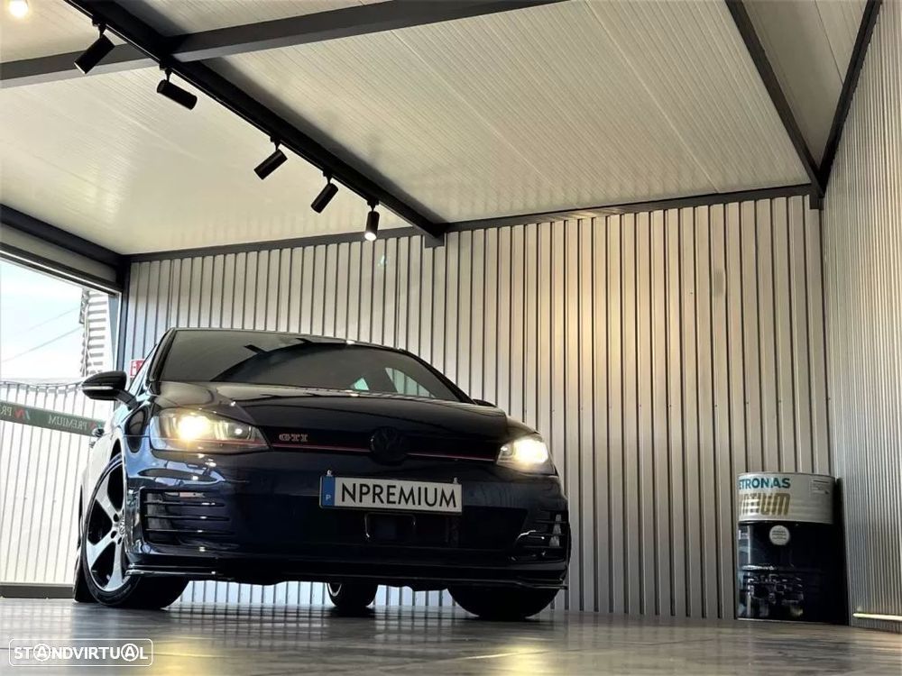 VW Golf 2.0 TSi GTi DSG - 23