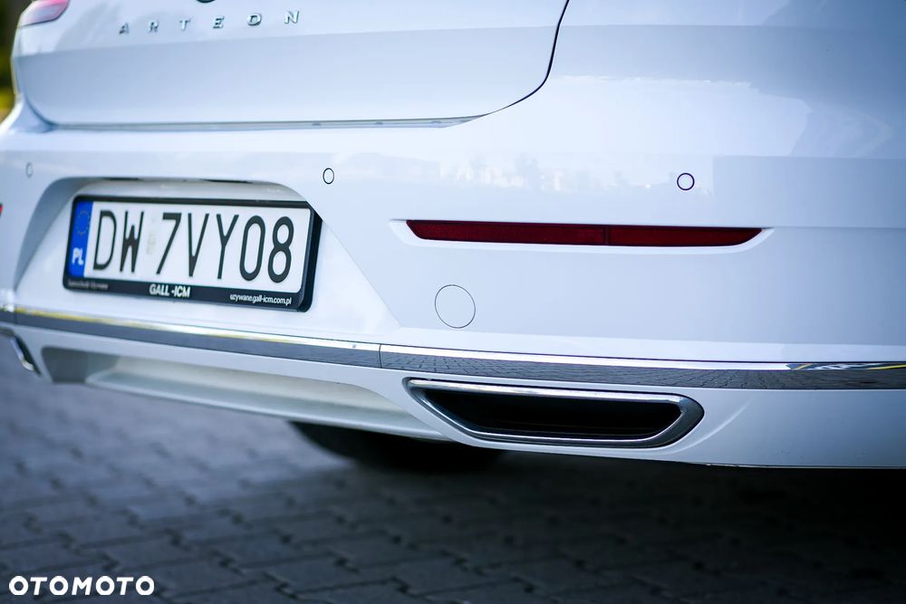 Volkswagen Arteon 2.0 TDI SCR R-Line DSG - 28