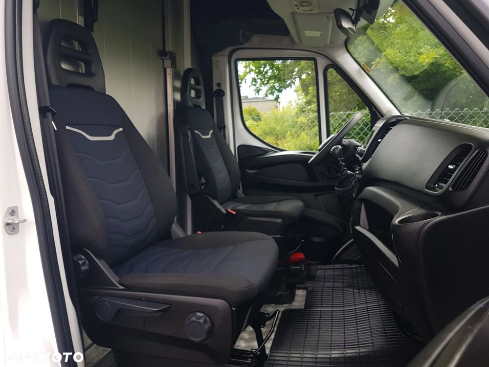 Iveco DAILY KONTENER NISKOPODŁOGOWY 4,43x2,23x2,42 SKLEP FOODTRUCK BAR KLIMA KONIOWÓZ KAMPER - 9