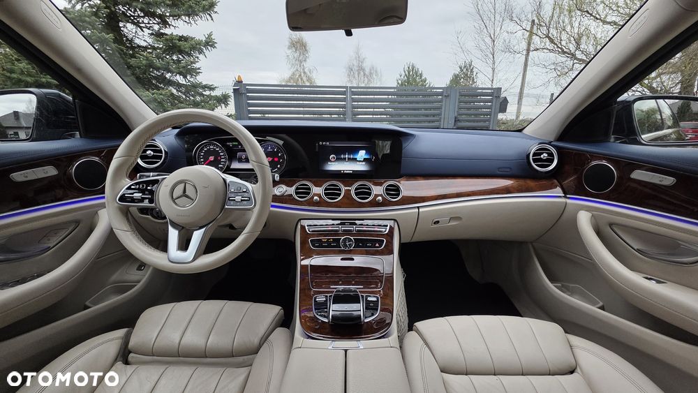 Mercedes-Benz Klasa E 350 9G-TRONIC - 11