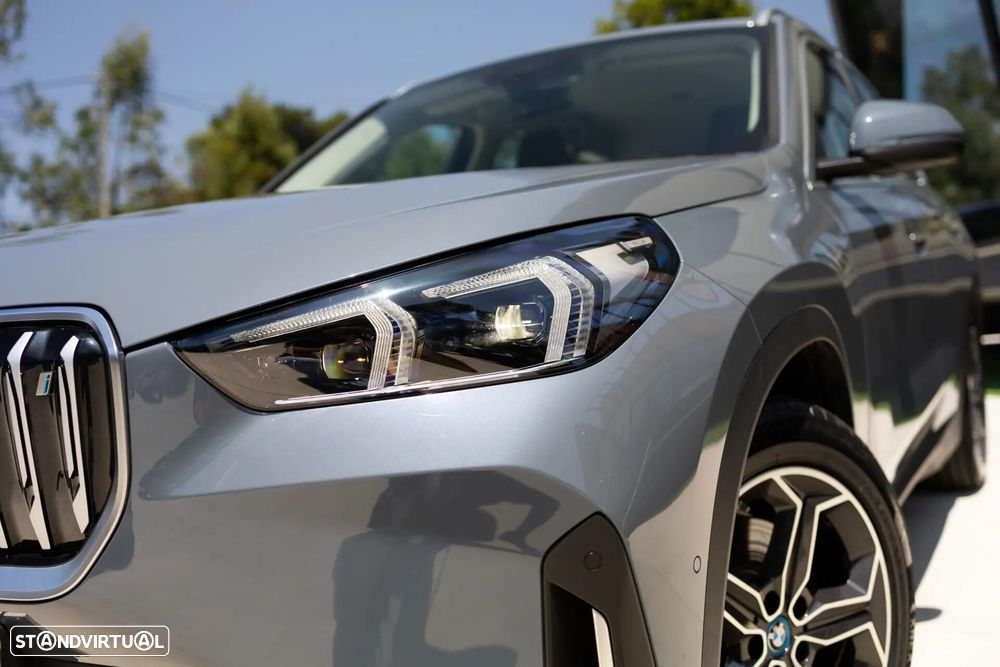 BMW iX3 Impressive - 18