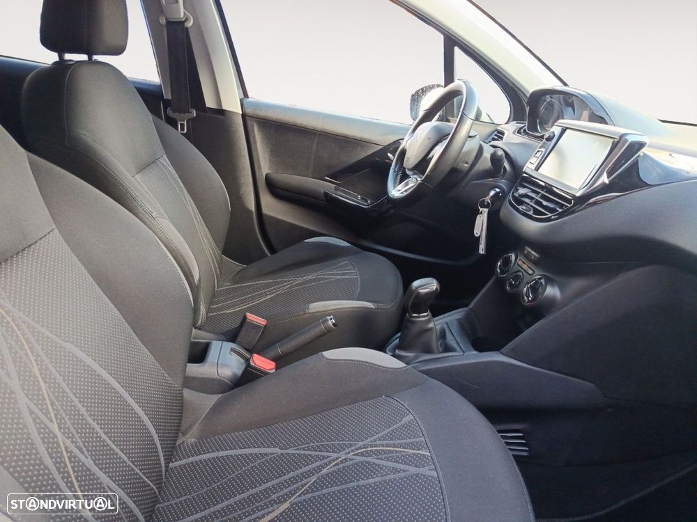 Peugeot 208 1.4 HDi Active - 15