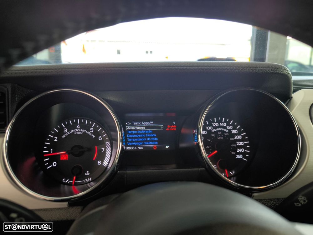 Ford Mustang 2.3i EcoBoost - 20