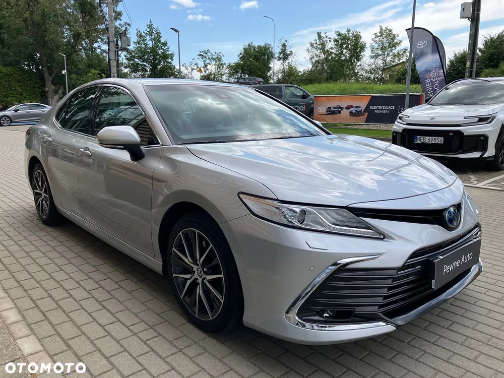 Toyota Camry 2.5 Hybrid Executive CVT - 12