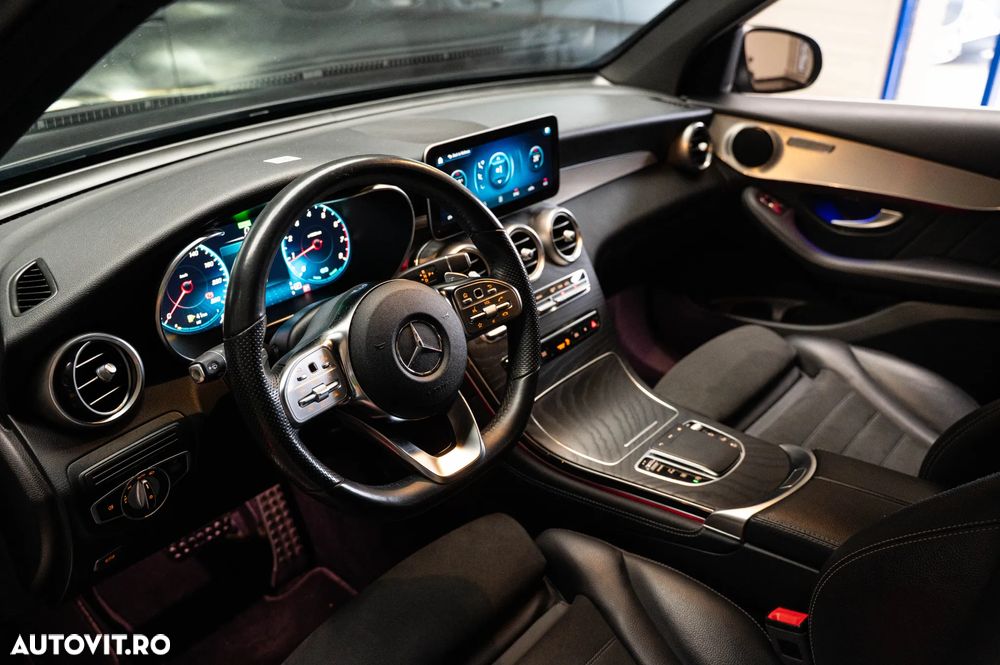 Mercedes-Benz GLC 300 4MATIC 9G-TRONIC AMG Line - 6