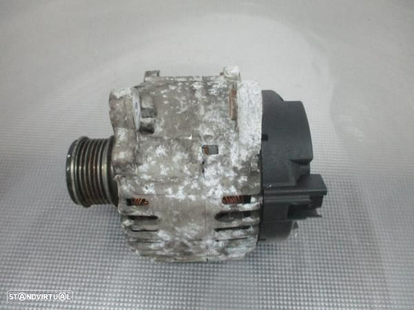 Alternador Volkswagen Caddy Iii Caixa (2Ka, 2Kh, 2Ca, 2Ch) - 4