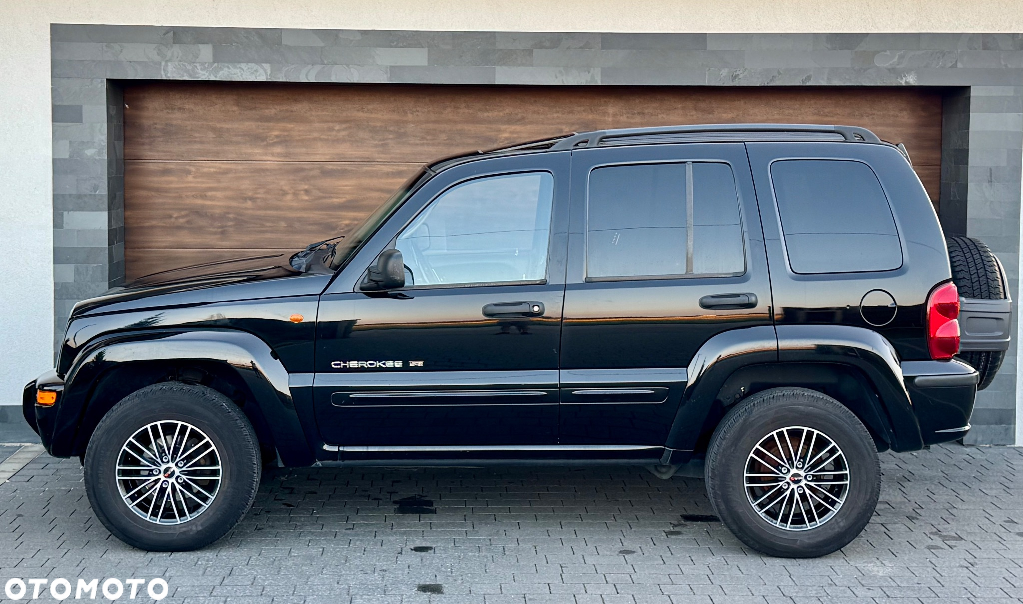 Jeep Cherokee 3.7L Limited - 6