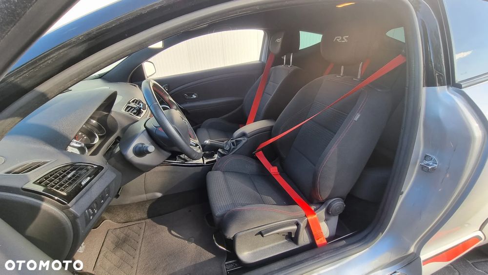 Renault Megane 2.0 16V R.S - 39