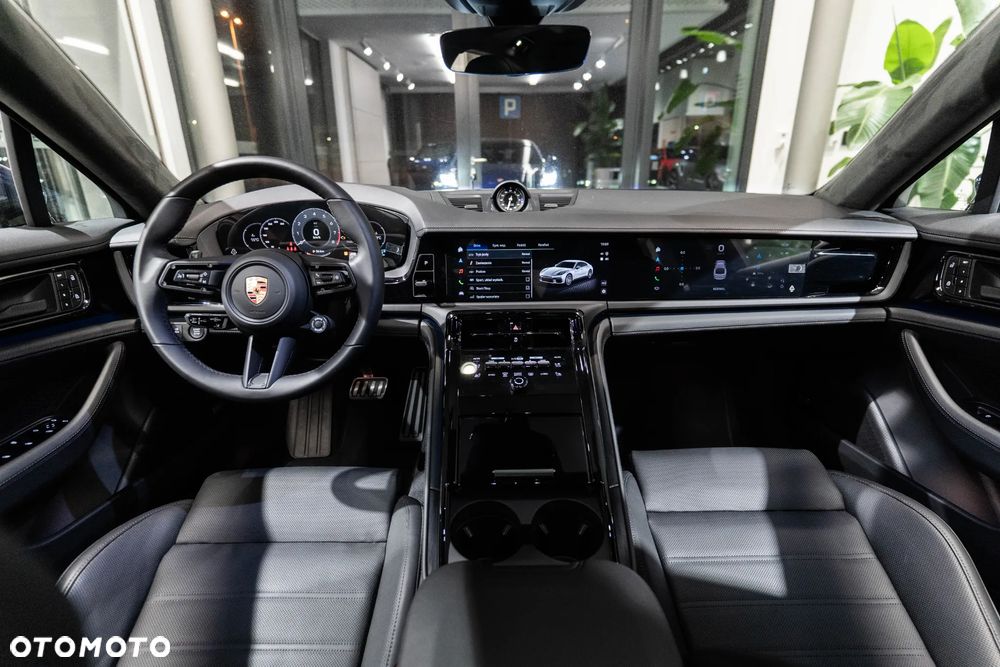 Porsche Panamera - 11