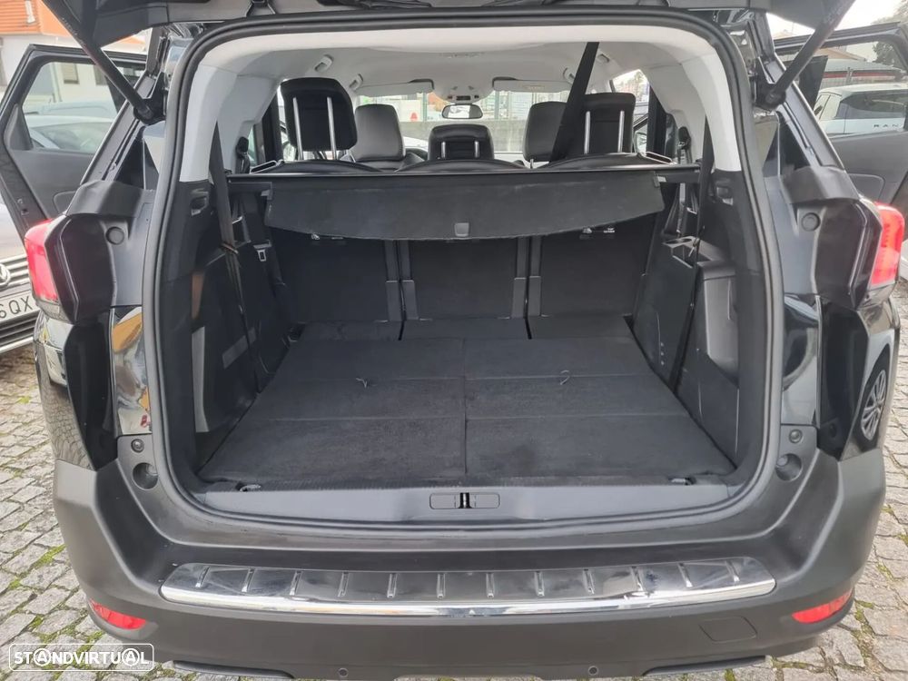 Peugeot 5008 - 25