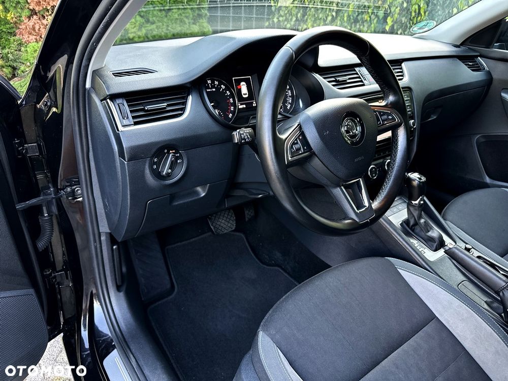 Skoda Octavia 2.0 TDI (Green tec) DSG Joy - 25