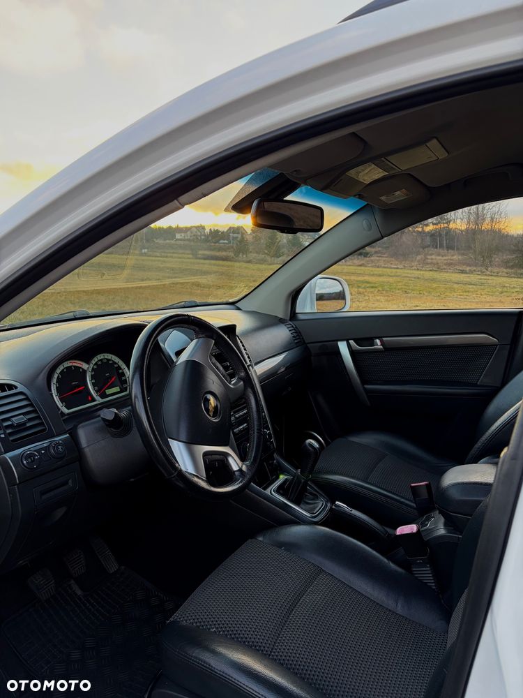 Chevrolet Captiva 2.0 4WD 5 Sitzer LT - 14