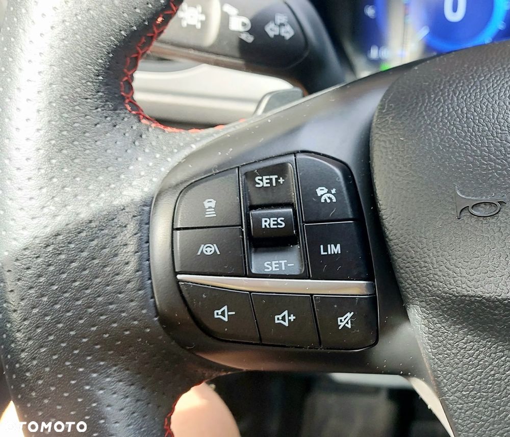 Ford Kuga 2.0 EcoBlue AWD ST-Line X - 10