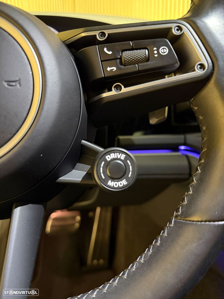 Porsche Panamera 4 E-Hybrid Executive - 14