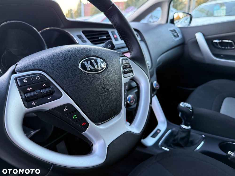 Kia Ceed 1.6 GDI Spirit - 4