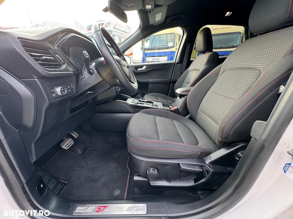 Ford Kuga 2.5 Duratec PHEV ST-LINE - 12