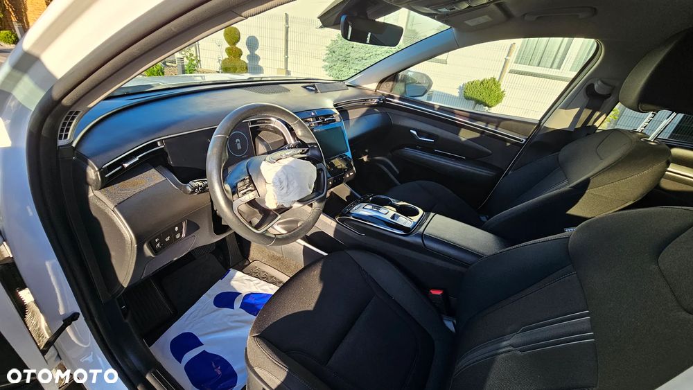 Hyundai Tucson 1.6 T-GDi HEV Executive 4WD - 14