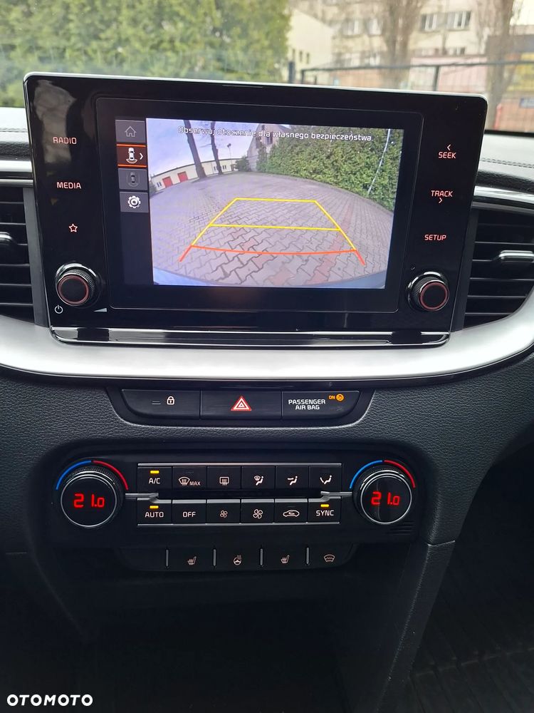 Kia Ceed 1.5 T-GDI L - 14