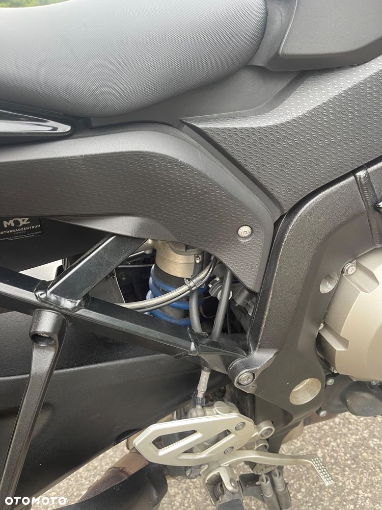 BMW XR - 16