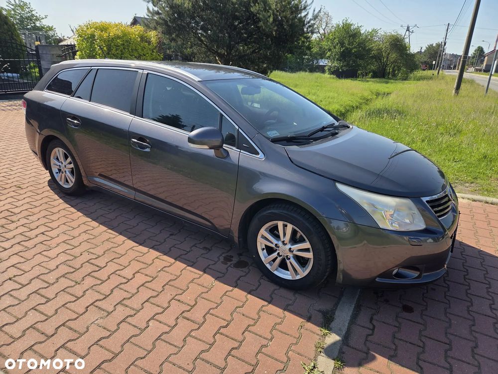 Toyota Avensis 1.8 Luna EU5 - 7
