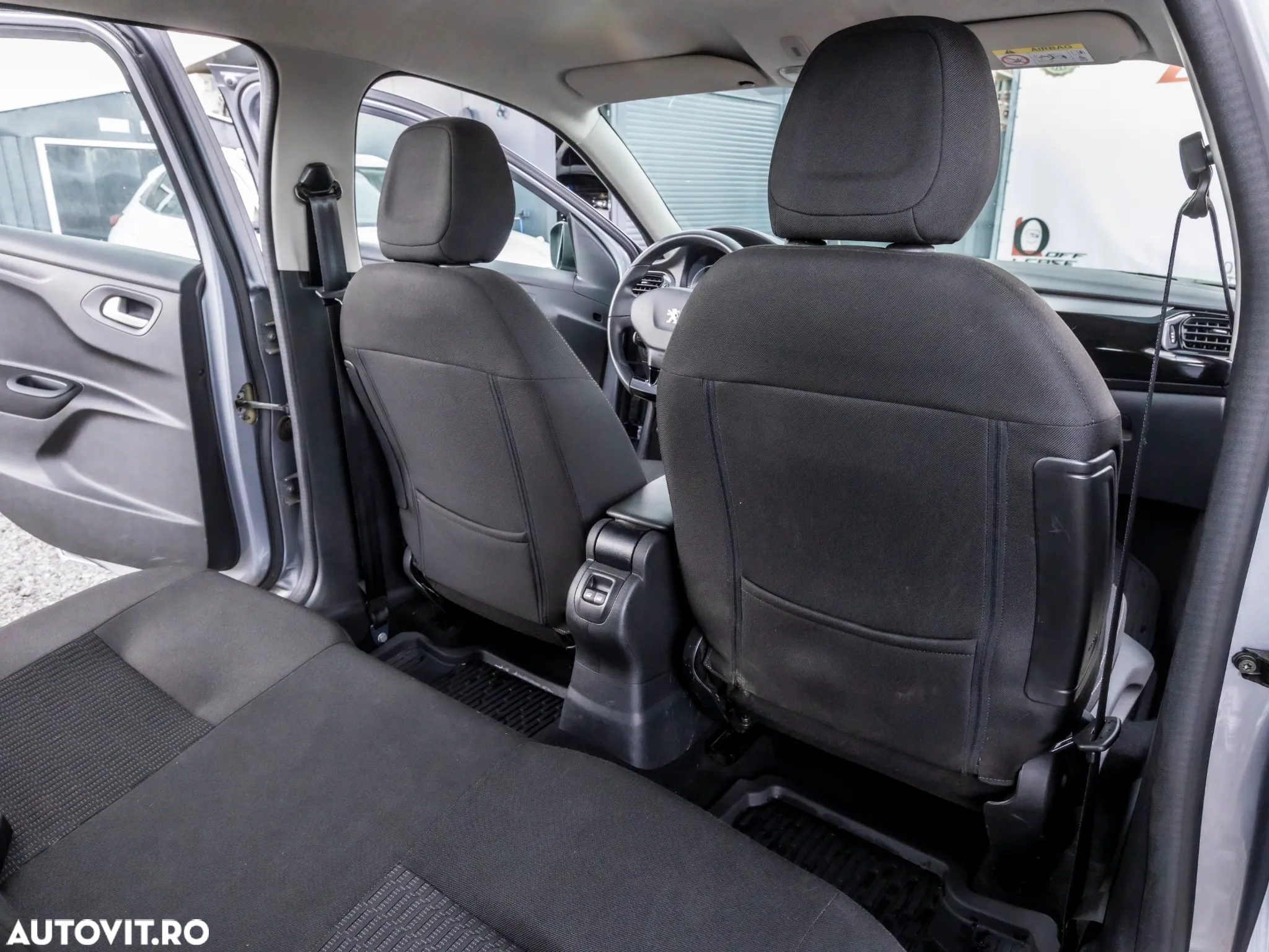 Peugeot 301 1.5 BlueHDI FAP Allure - 9