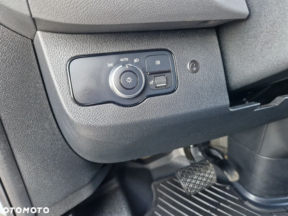 Mercedes-Benz SPRINTER - 21