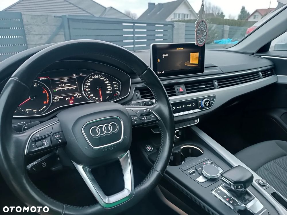 Audi A4 2.0 TDI S tronic - 10