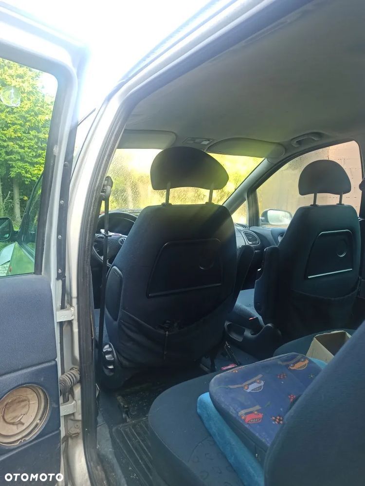 Volkswagen Sharan 1.9 TDI Comfortline - 5