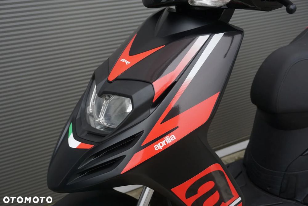 Aprilia SR - 17