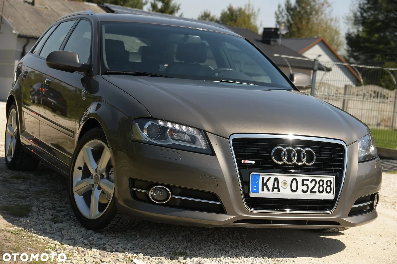 Audi A3 2.0 TDI Sportback DPF S line Sportpaket plus - 2