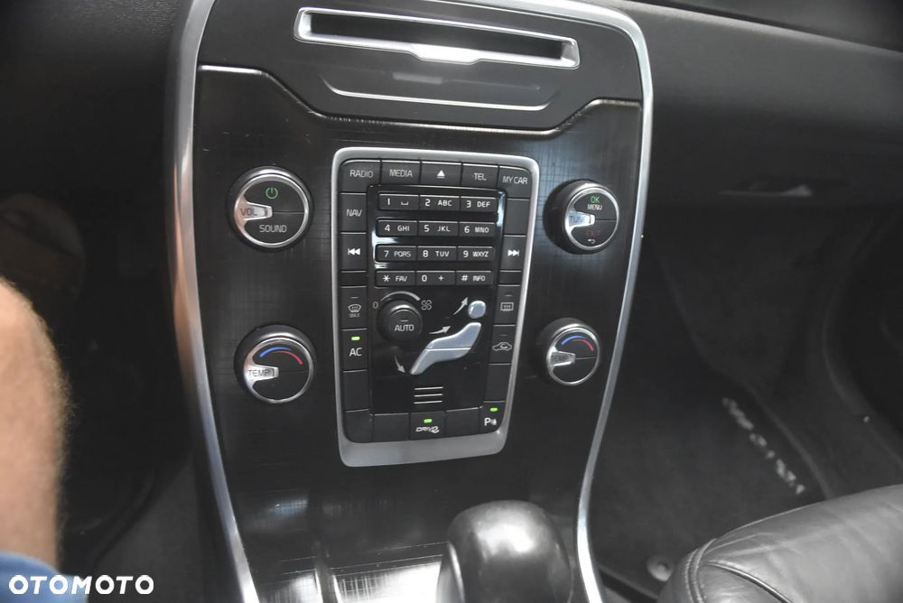 Volvo S80 D4 Geartronic Momentum - 18