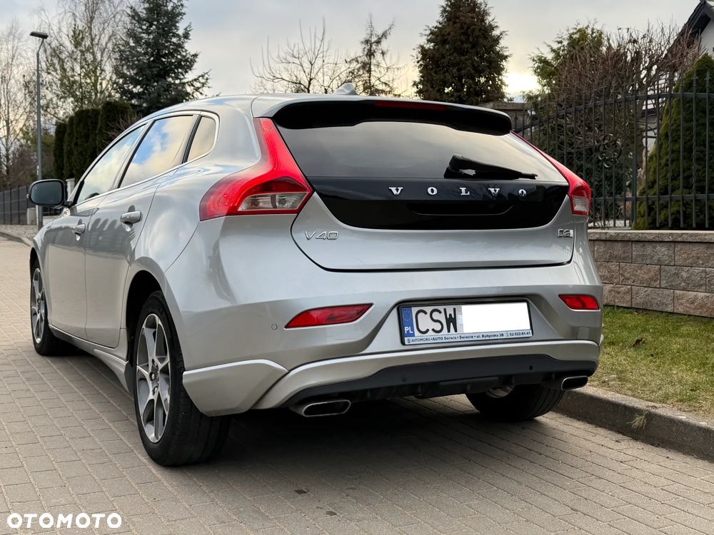 Volvo V40 D2 Inscription - 4