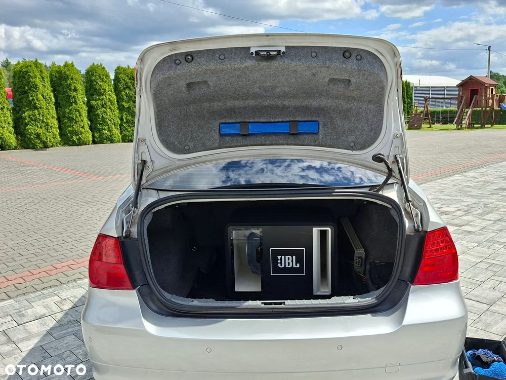 BMW Seria 3 320d - 15