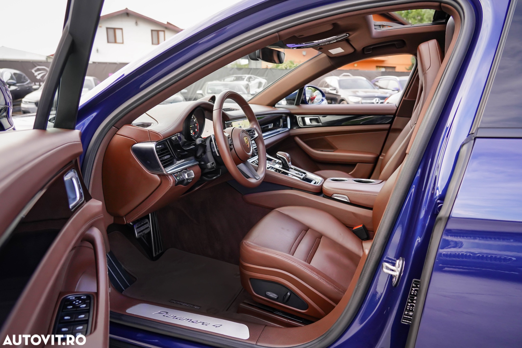 Porsche Panamera 4 E-Hybrid - 18