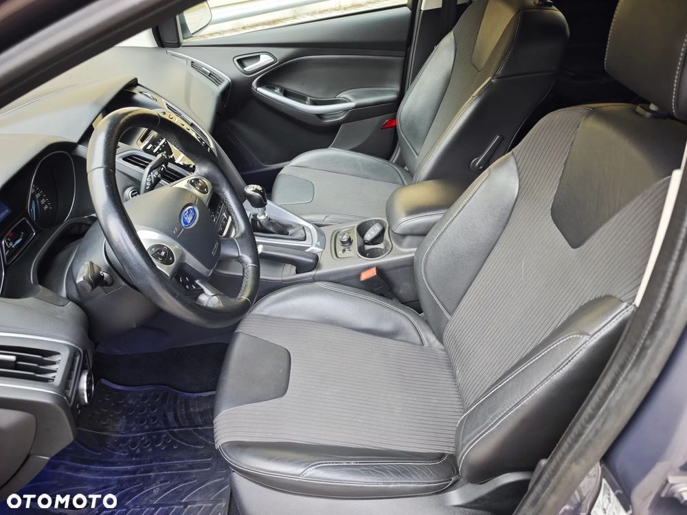 Ford Focus 1.6 EcoBoost Start-Stopp-System Titanium - 25