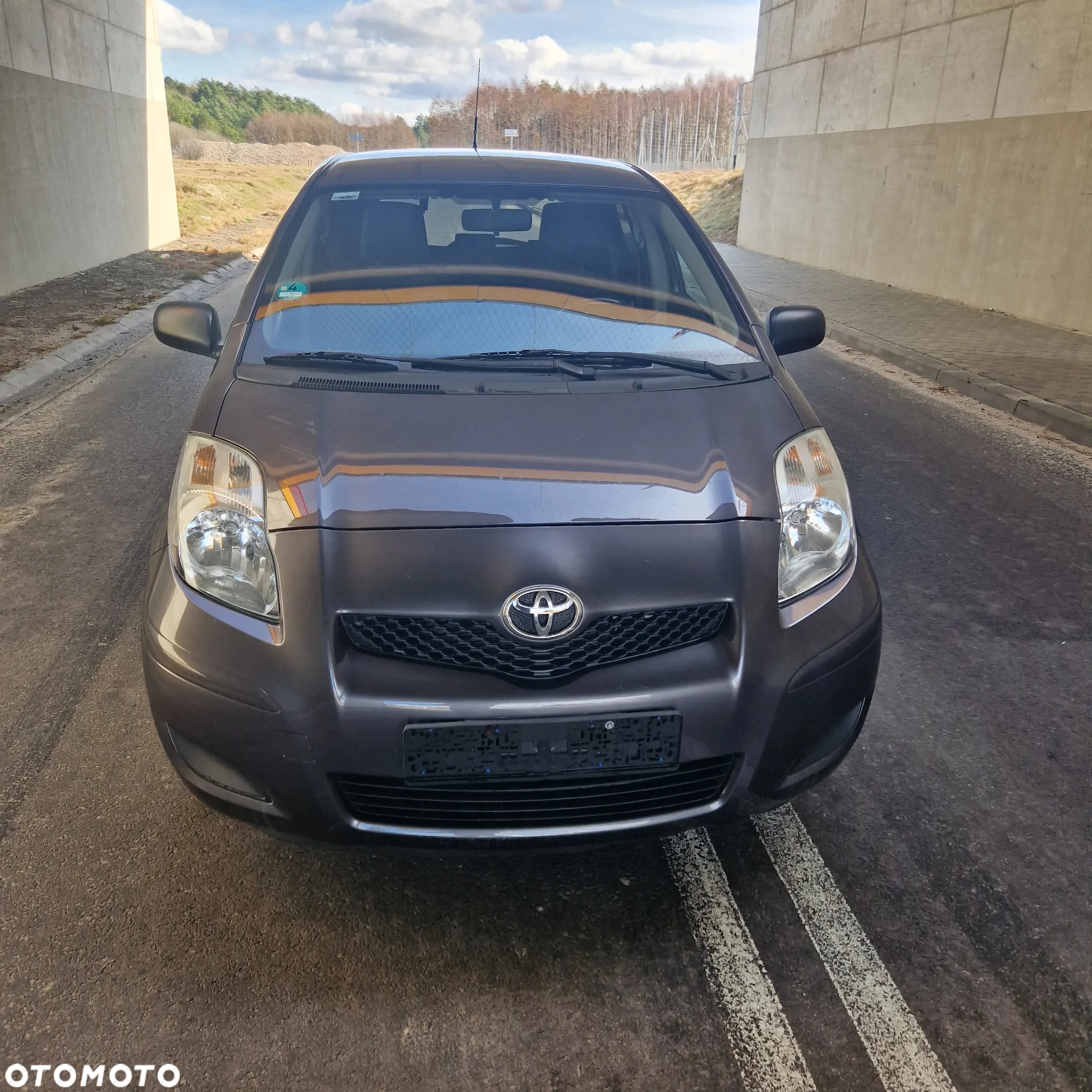 Toyota Yaris 1.33 VVT-i Sol - 2