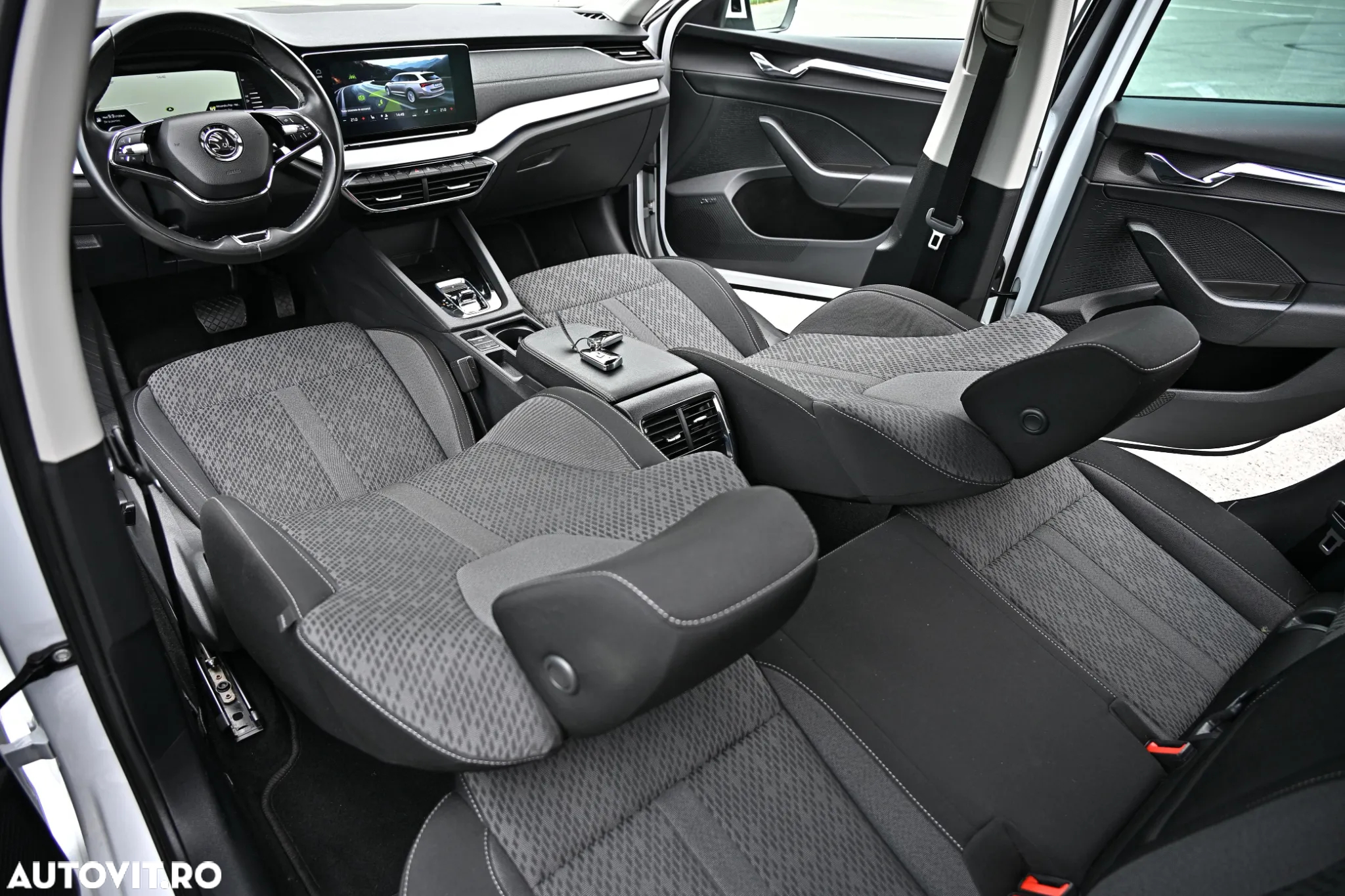 Skoda Octavia 2.0 TDI DSG Style - 36