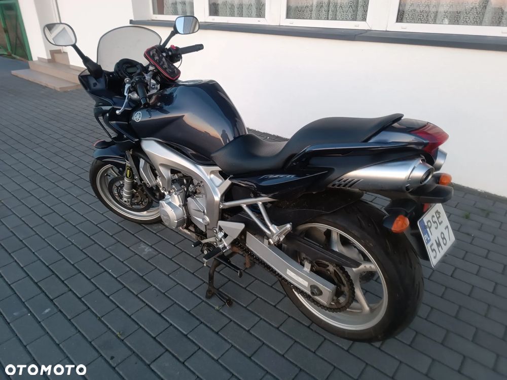 Yamaha FZ6 - 11