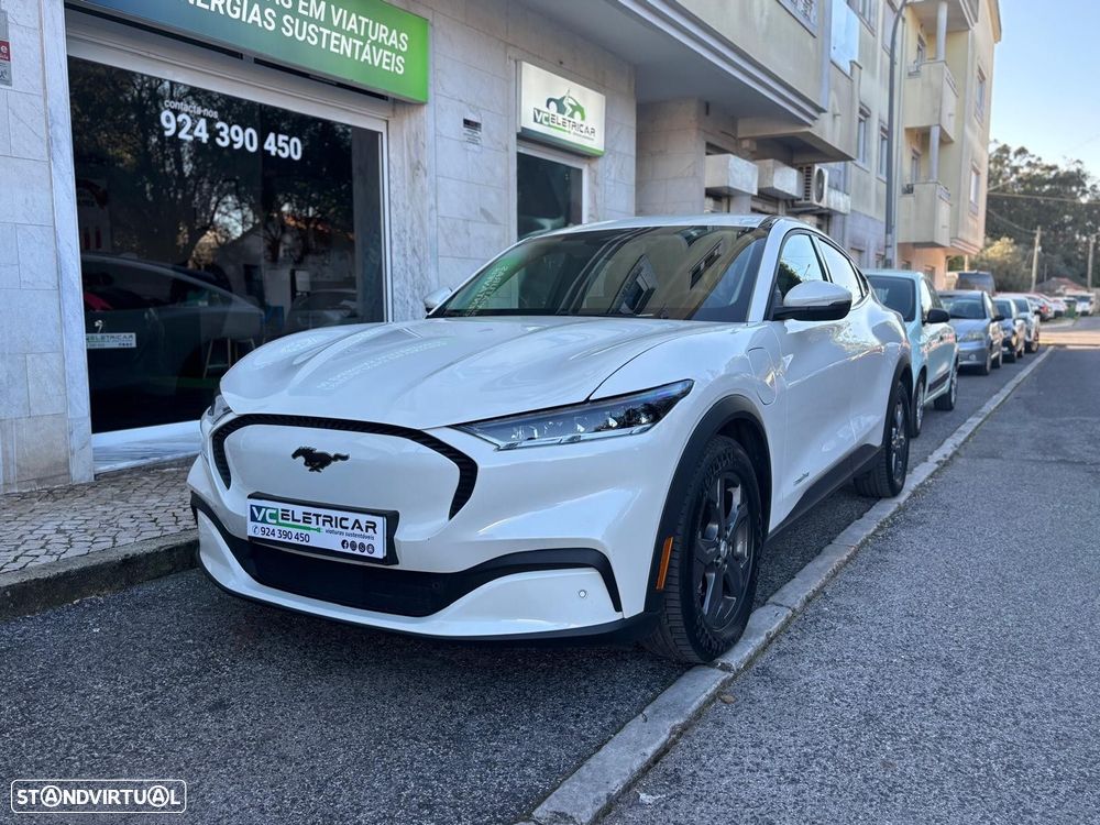 Ford Mustang Mach-E - 7