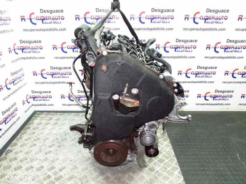 MOTOR COMPLETO VOLVO V40 BREAK FAMILIAR 2004 - 3